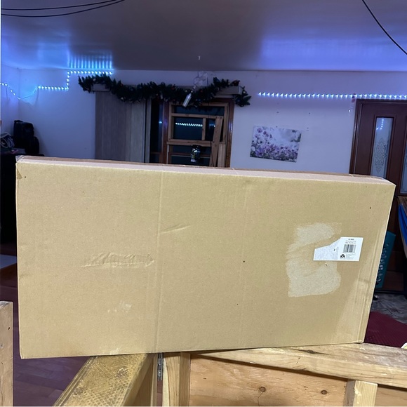 Large Christmas Tree Ornament Storage Box | Stores Up to 36 Xmas Ornaments | Red - Picture 4 of 8